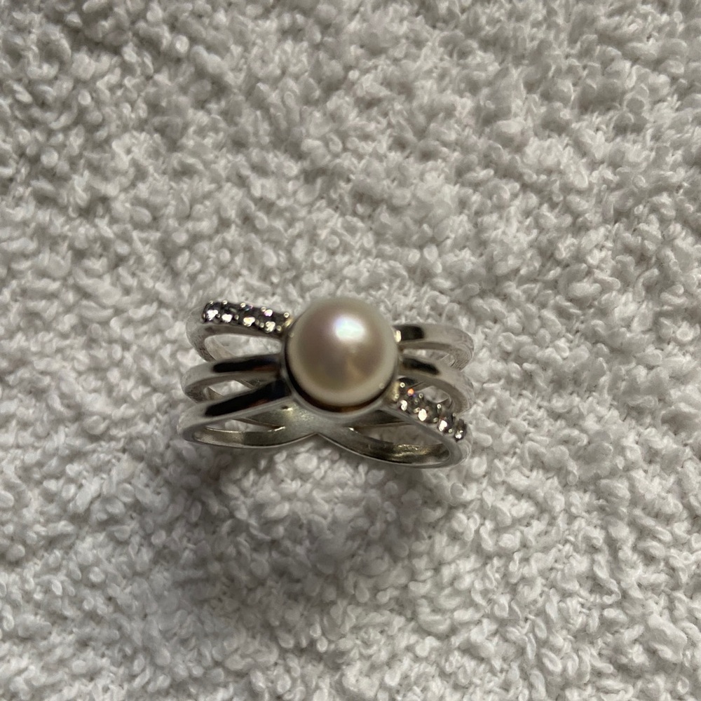 Silpada pearl ring size 7